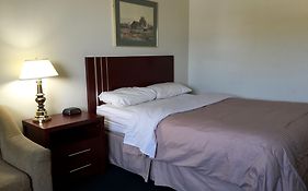 Colonial Inn  3*